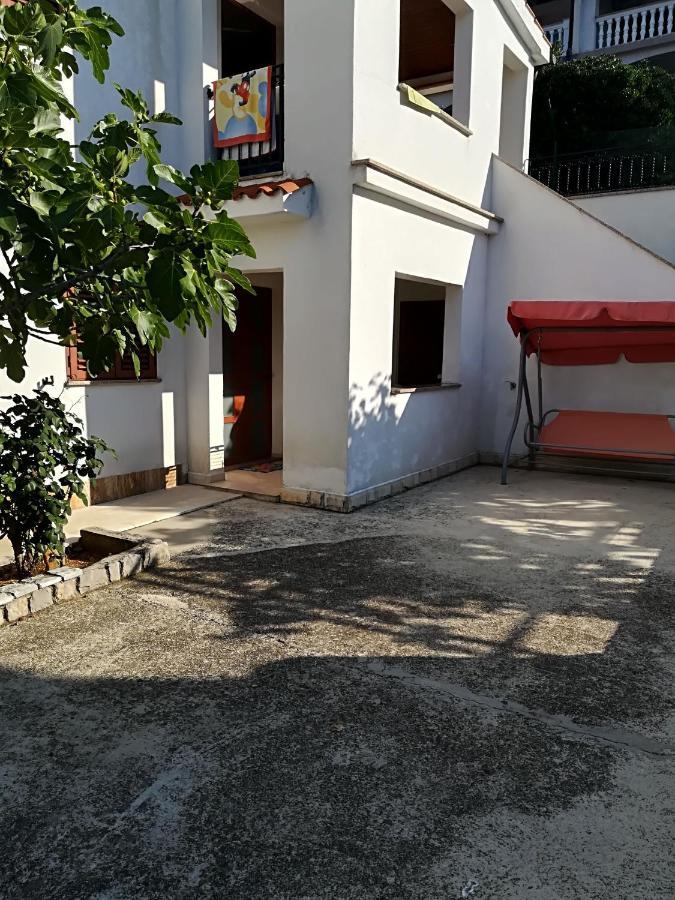 Apartmani Am Krk Town Bagian luar foto