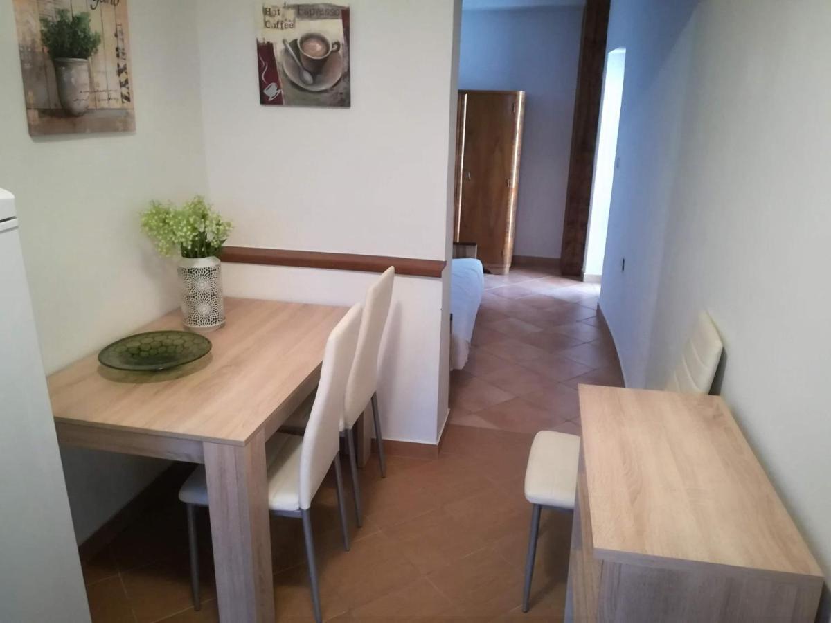 Apartmani Am Krk Town Bagian luar foto