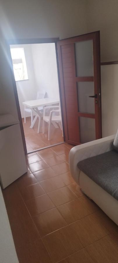 Apartmani Am Krk Town Bagian luar foto
